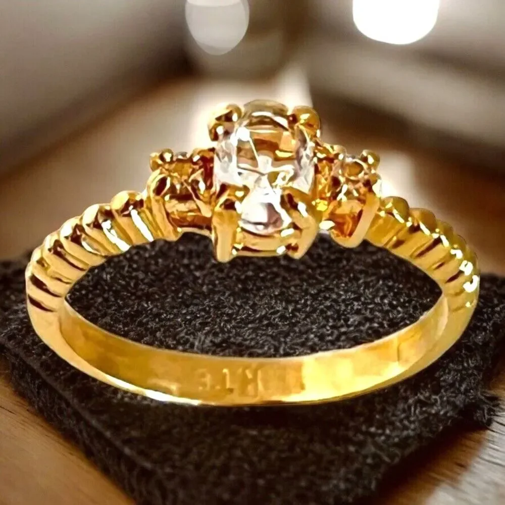Vintage 1970s Ring Size 5 Austrian Crystal Cluster Textured Gold Plated - 14S